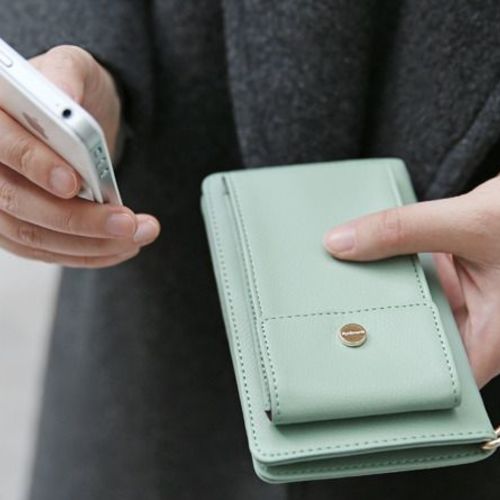 Classy iPhone Smartphone Wallet