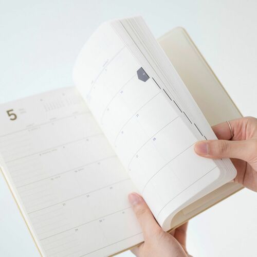 2022 Medium Making Memory Monthly Planner - Image 14