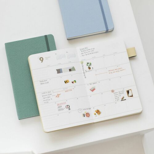 2022 Medium Making Memory Monthly Planner - Image 28