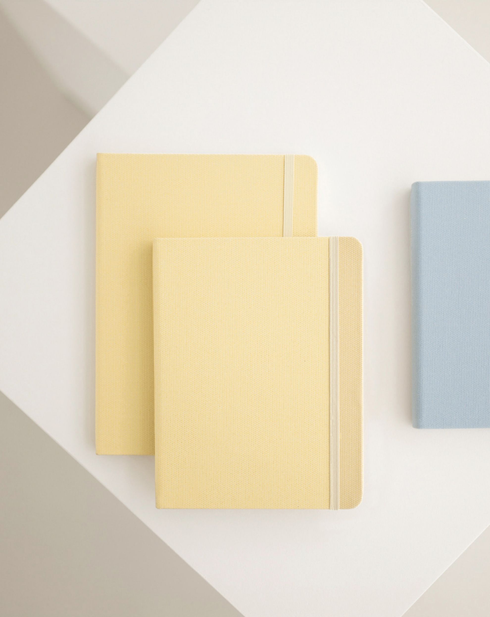 2022 Small Making Memory Weekly Planner