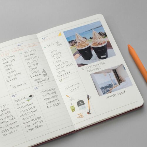 2022 Small Making Memory Weekly Planner