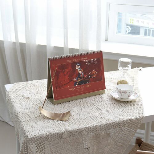 2022 Large Anne Story Desk Scheduler - Image 22