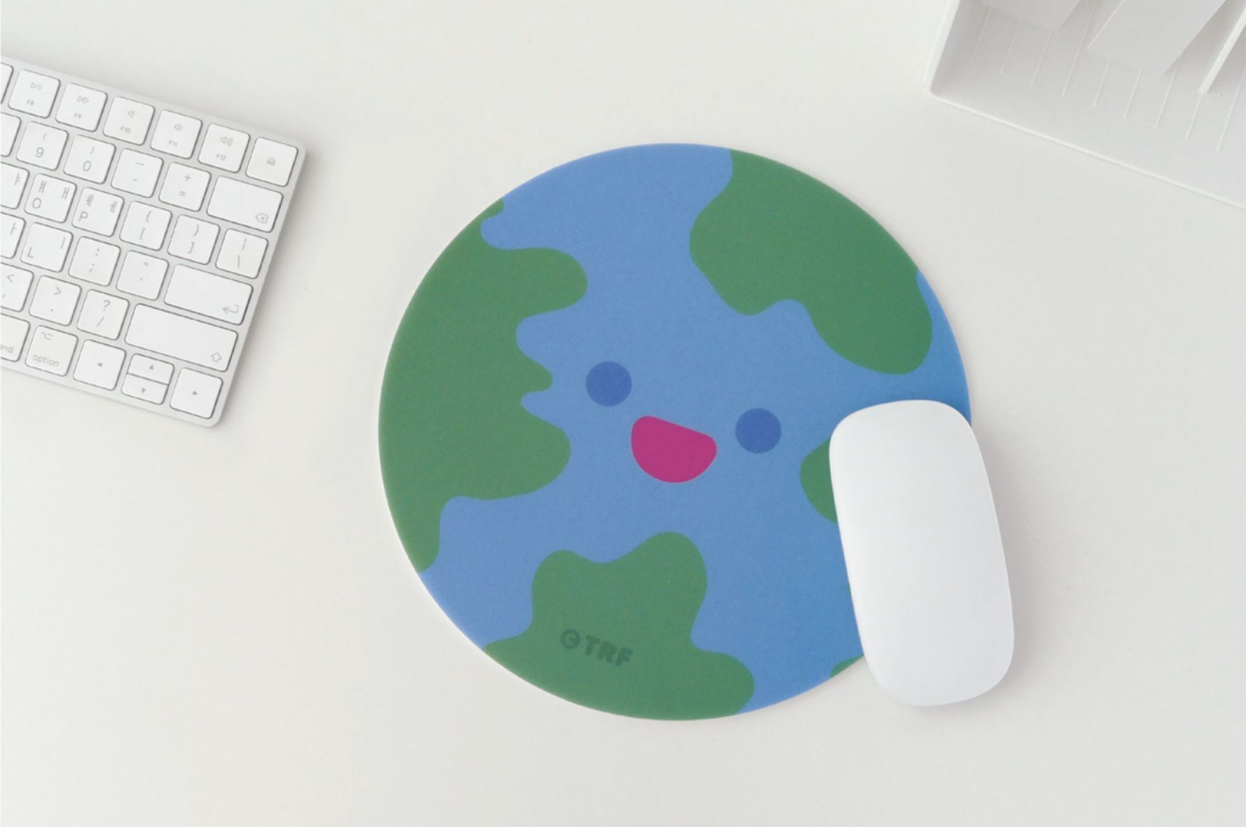 Happy Earth Mouse Pad