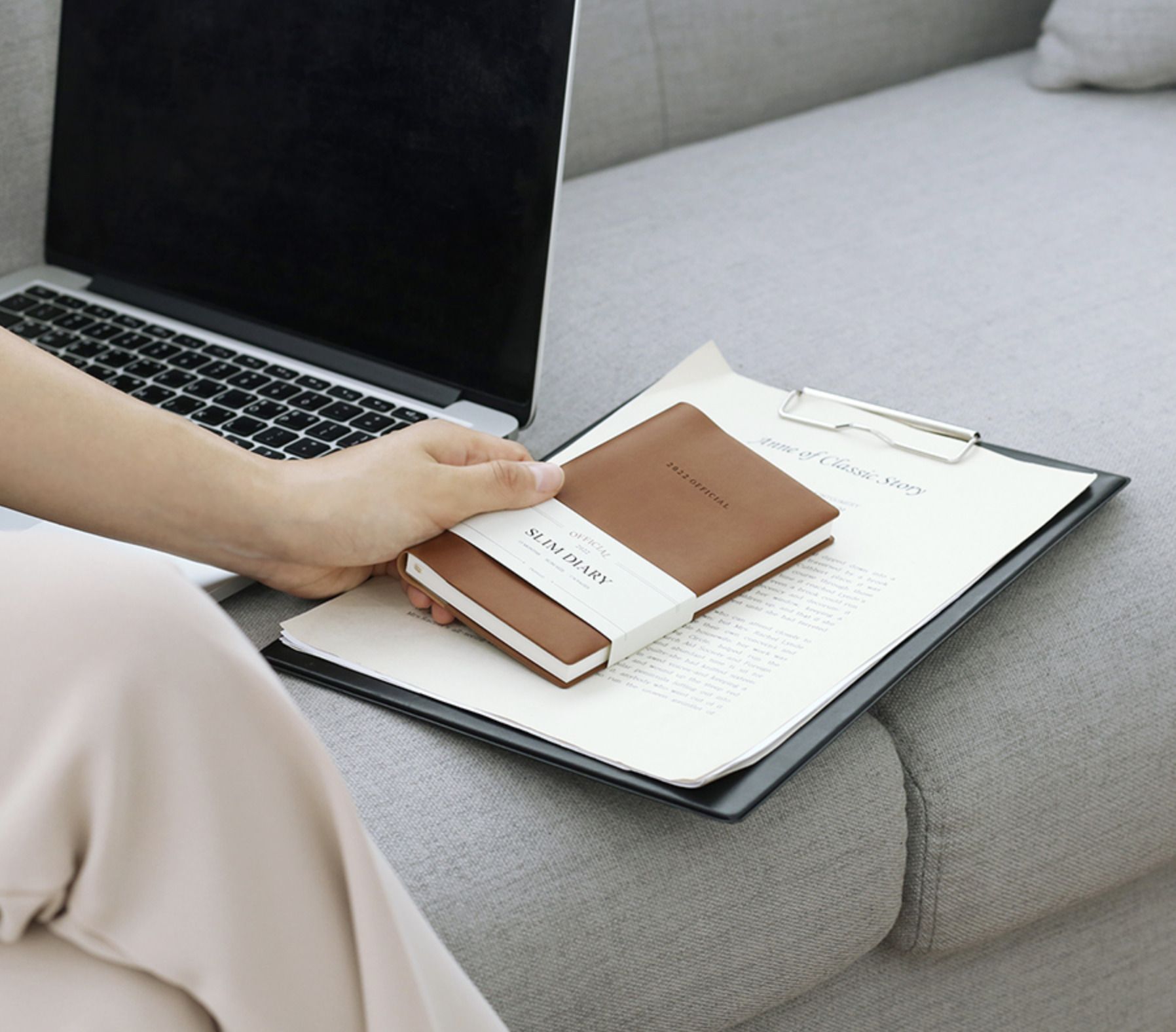2022 Slim Official Scheduler