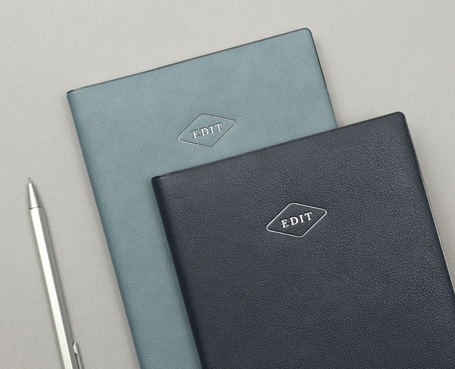 2022 Edit L Weekly Planner