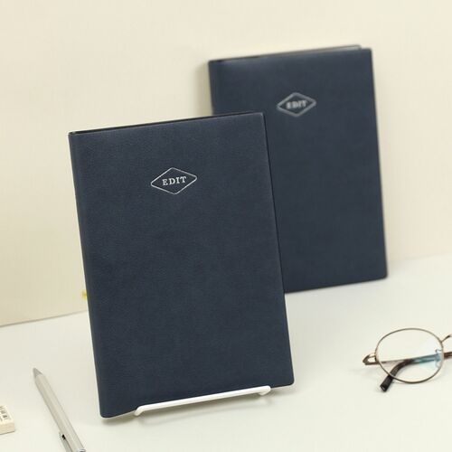 2022 Edit L Weekly Planner