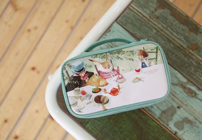 Large Alice Mint Cosmetic Pouch