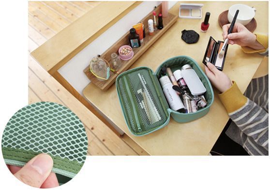 Large Alice Mint Cosmetic Pouch