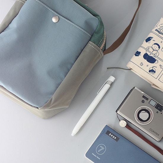 CBB Light Weight Travel Bag