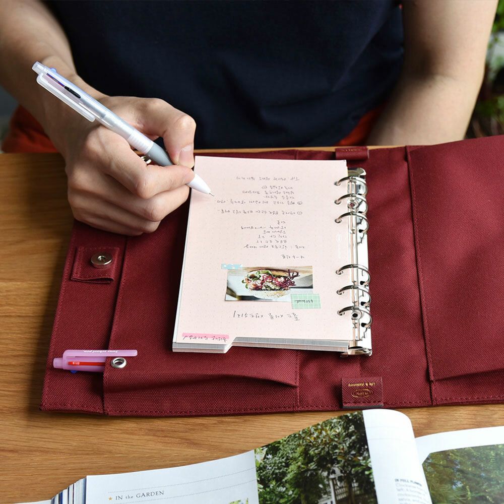 Select 6 Ring A6 Binder Clutch