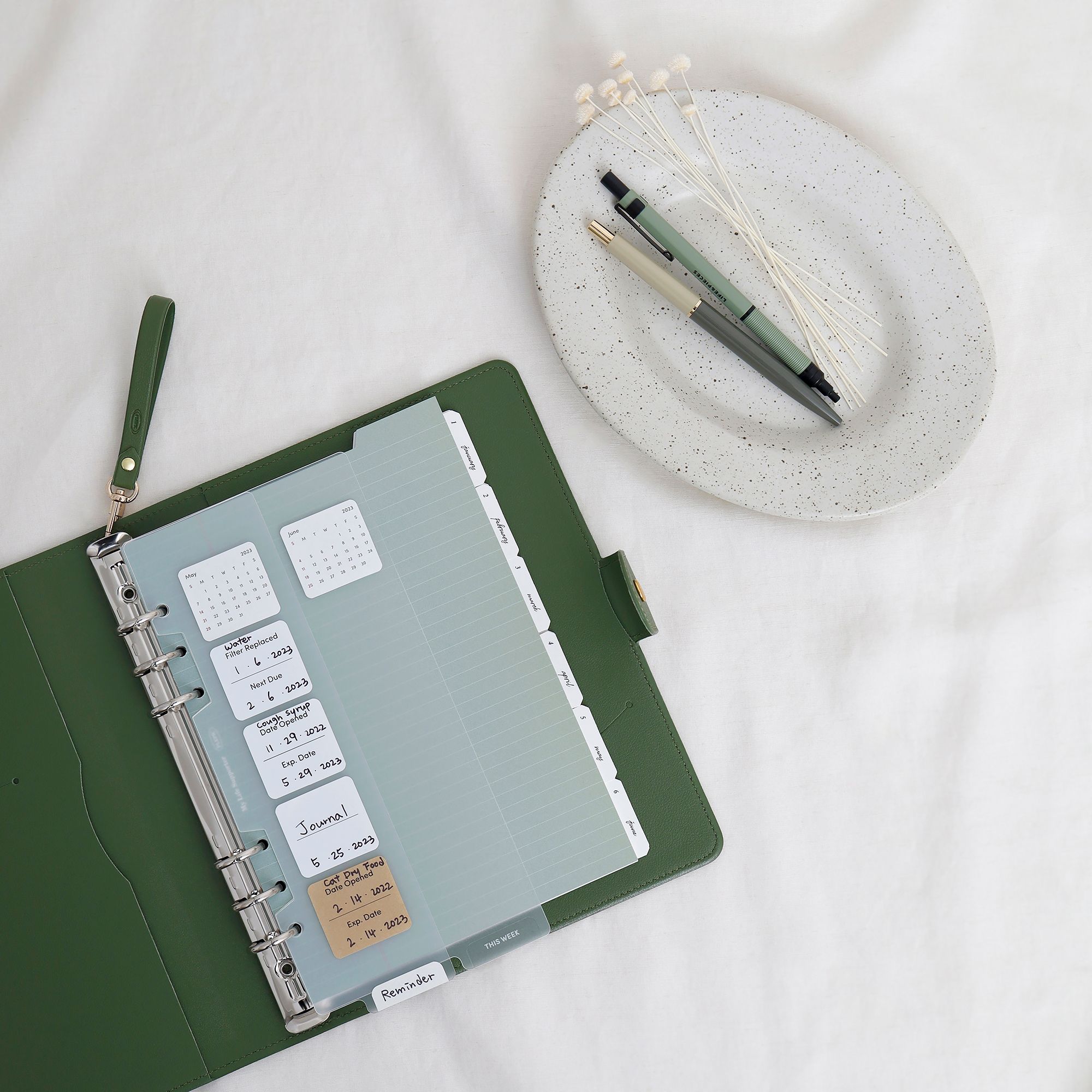 Classy 6 Ring A5 Button Binder