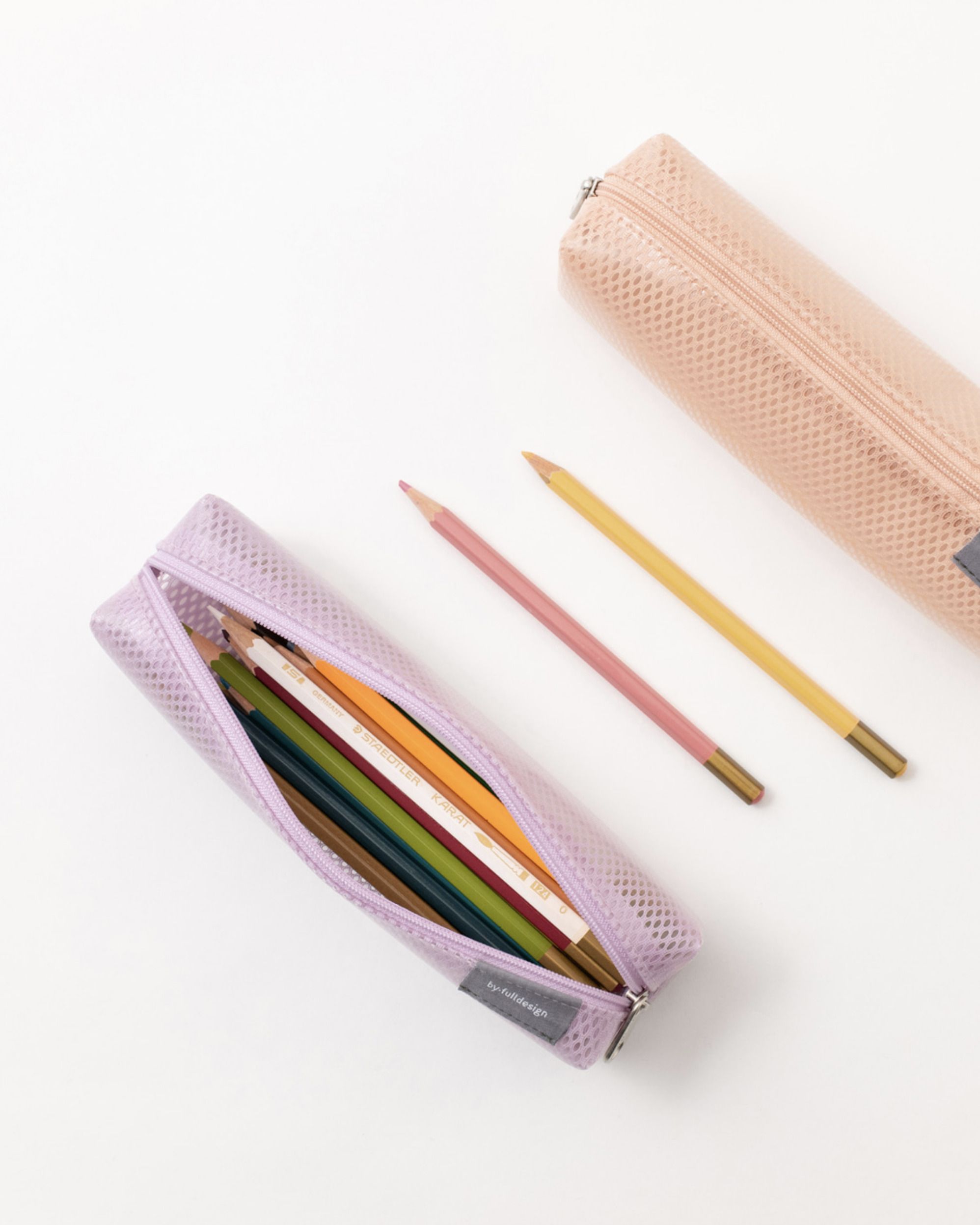 Coated Mesh Pen Pouch v6