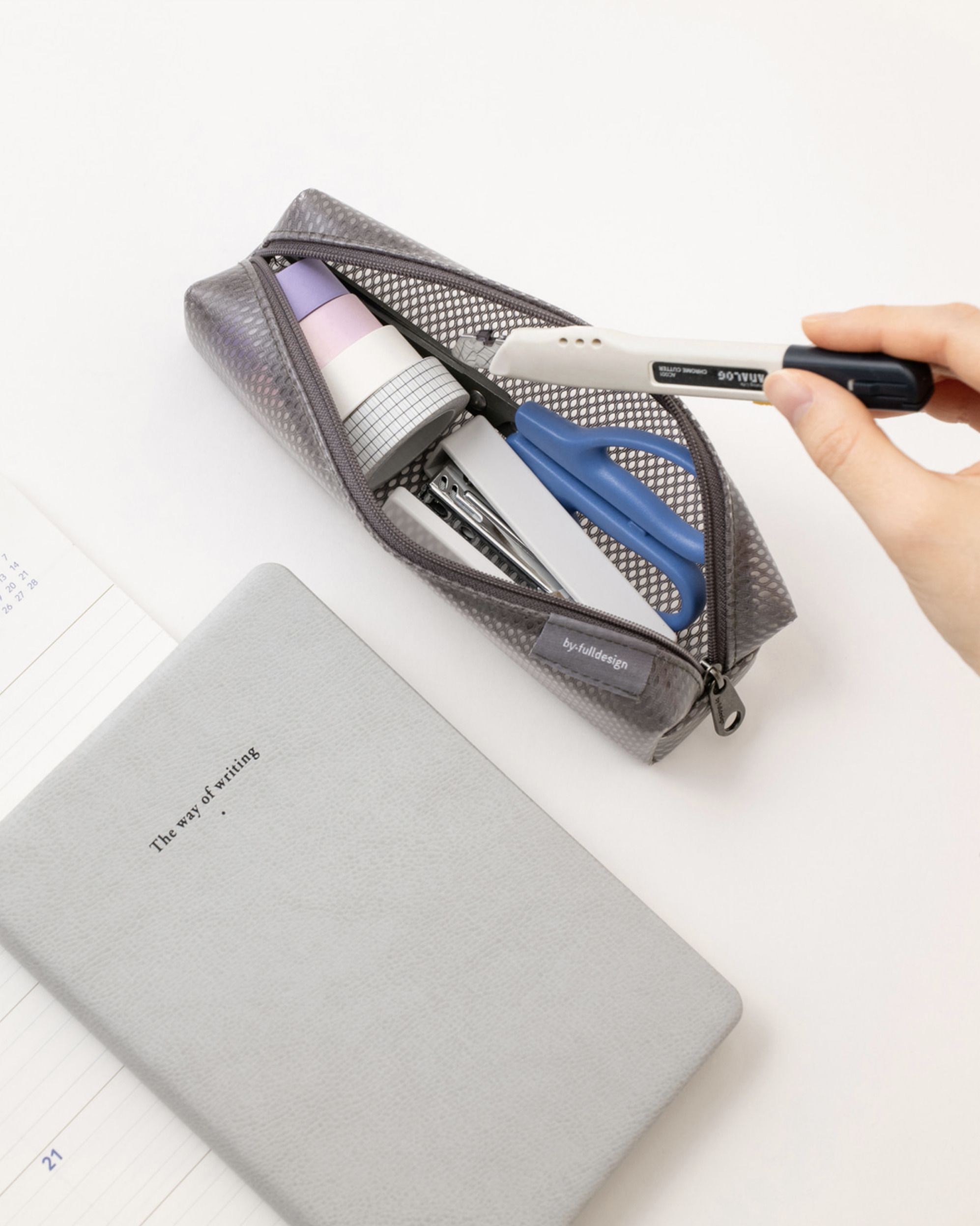 Coated Mesh Pen Pouch v6