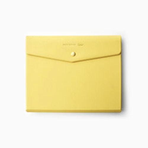 Classy 20 Ring A5 Binder Clutch