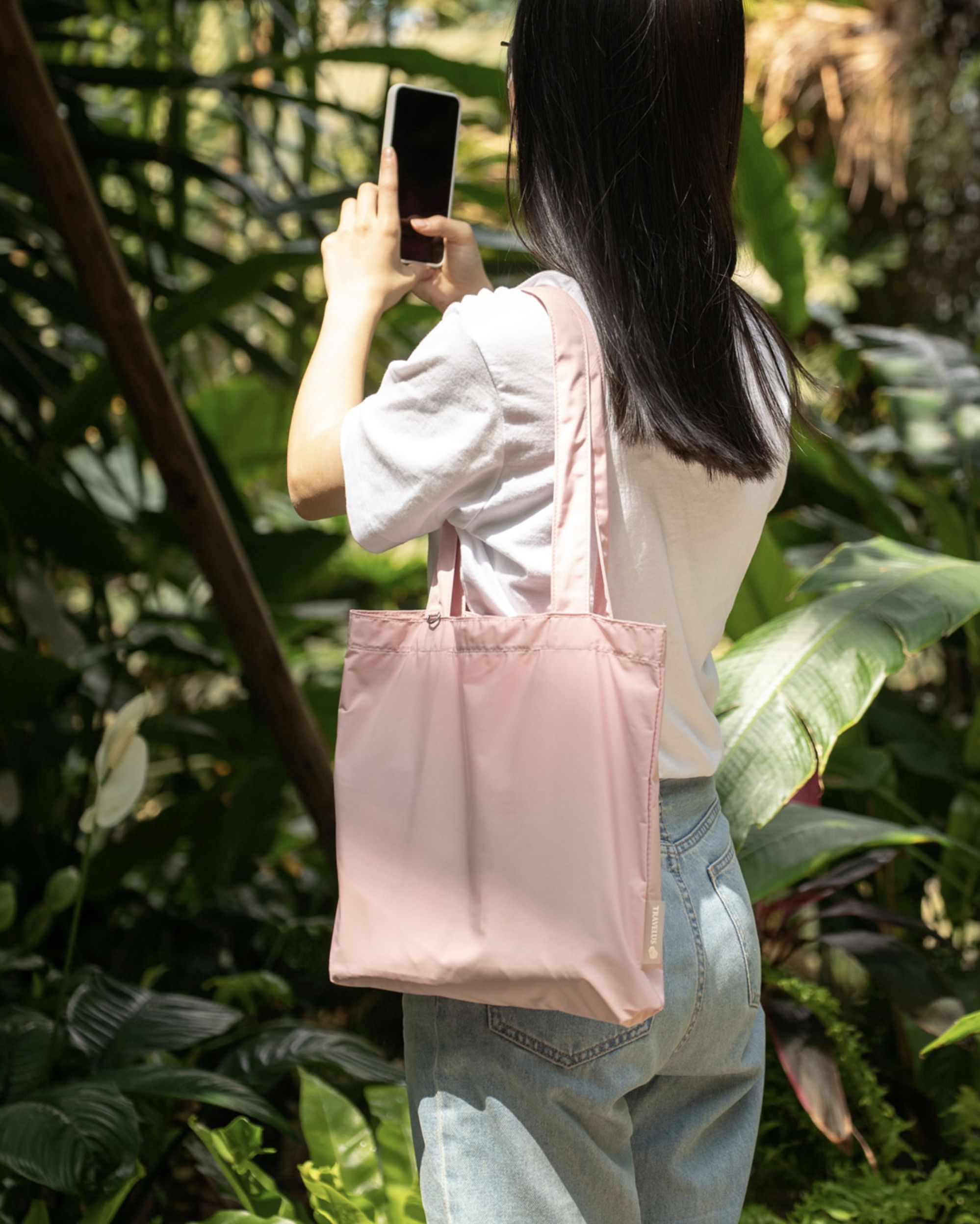 MochiThings Medium Travelus Daily Shoulder Bag