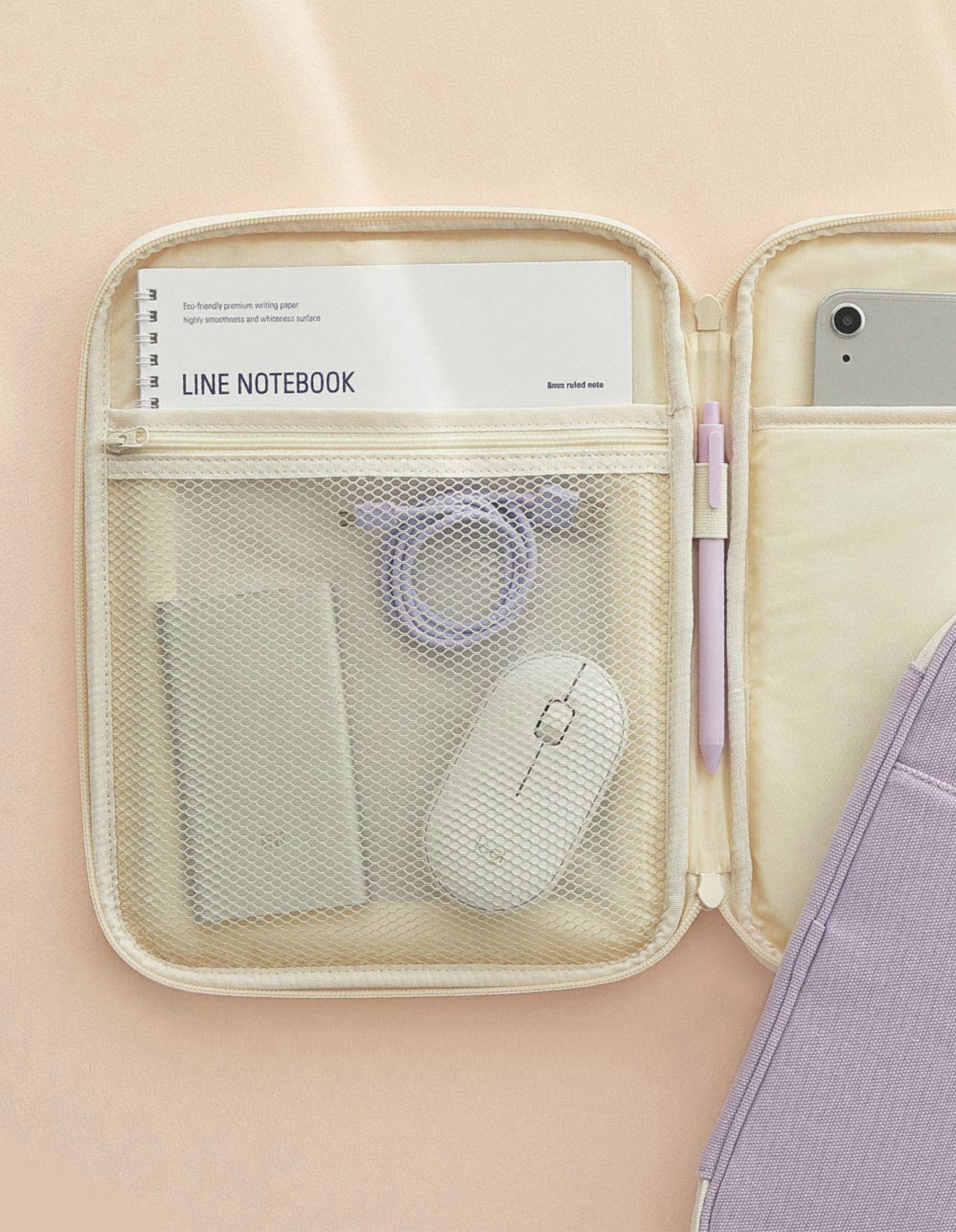 Table Talk 11 in. Pocket Laptop Pouch