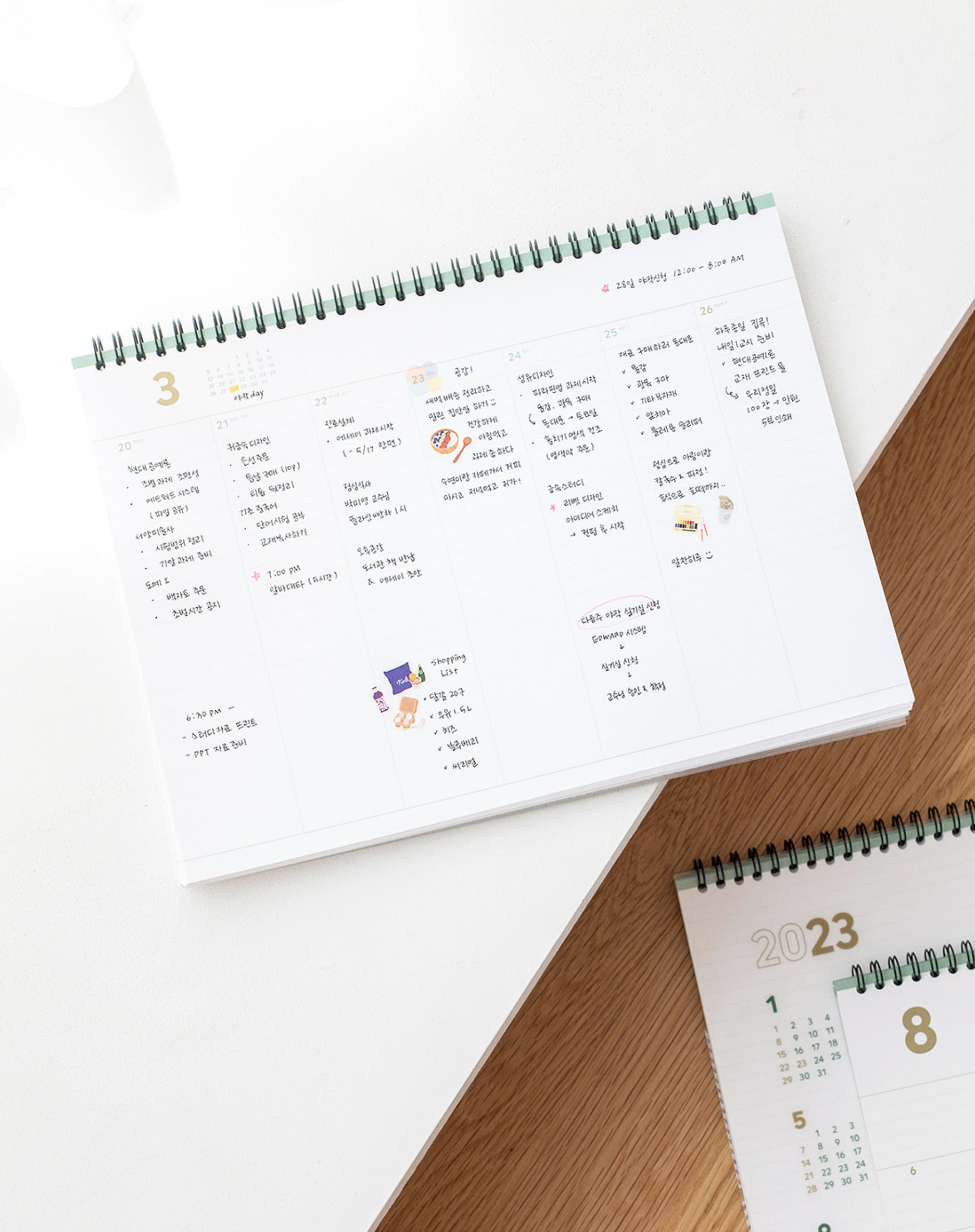 MochiThings 2023 Wide Basic Desk Weekly Planner mochithings-2023-wide-basic-desk-weekly-planner