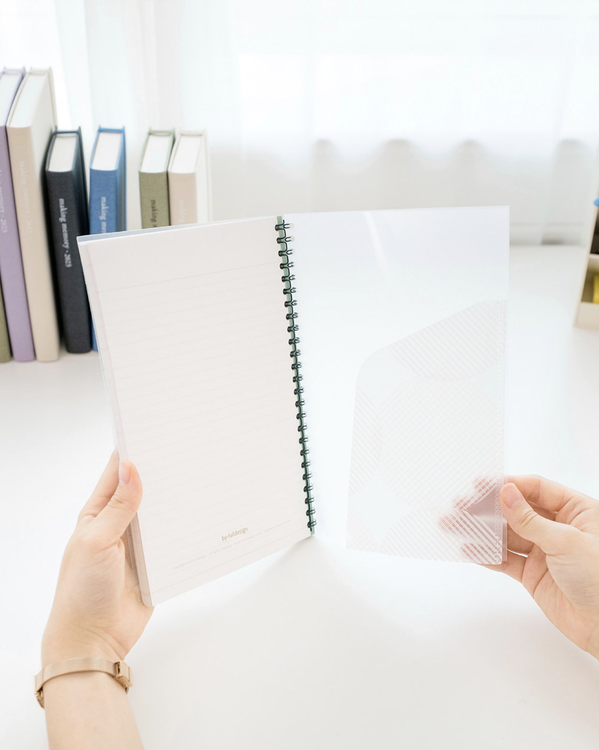 2023 Medium Spiral Basic Monthly Planner