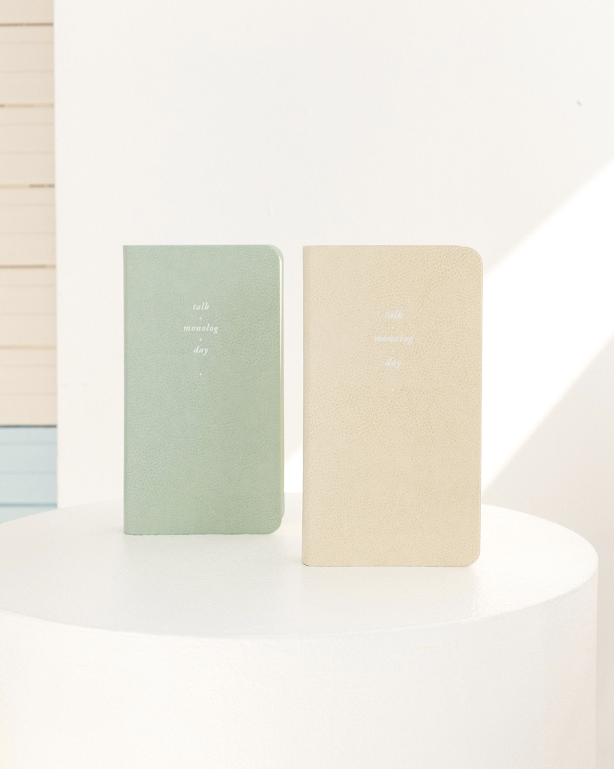 MochiThings: 2023 Comfy & Roomy Daily Planner