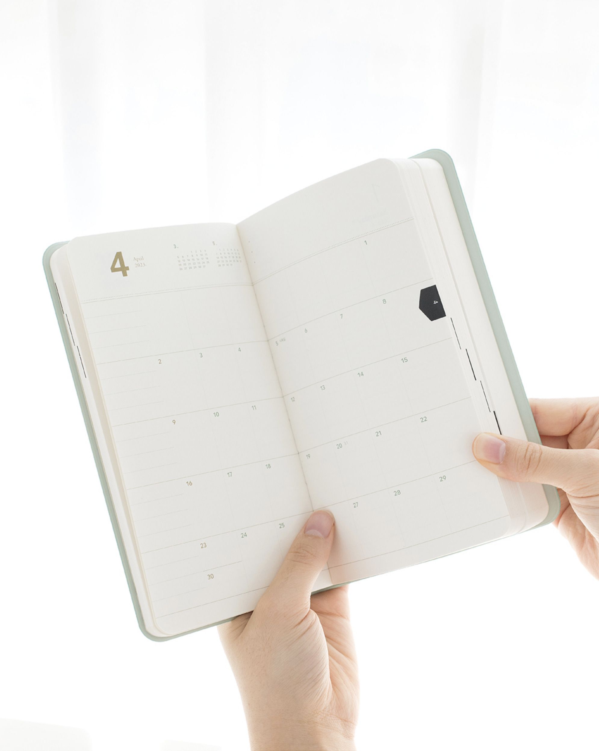 2023 Comfy & Roomy Daily Planner