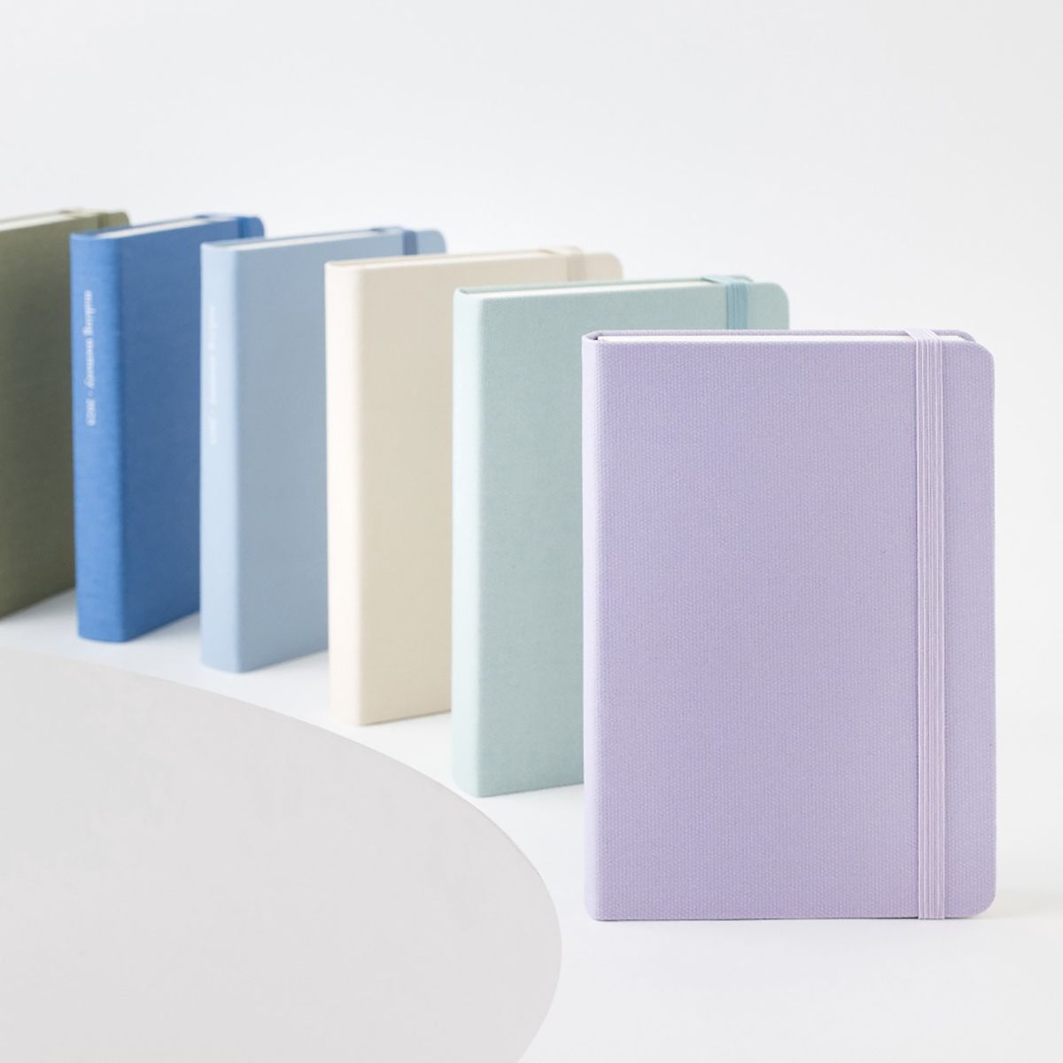 MochiThings: 2023 Making Memory Daily Planner