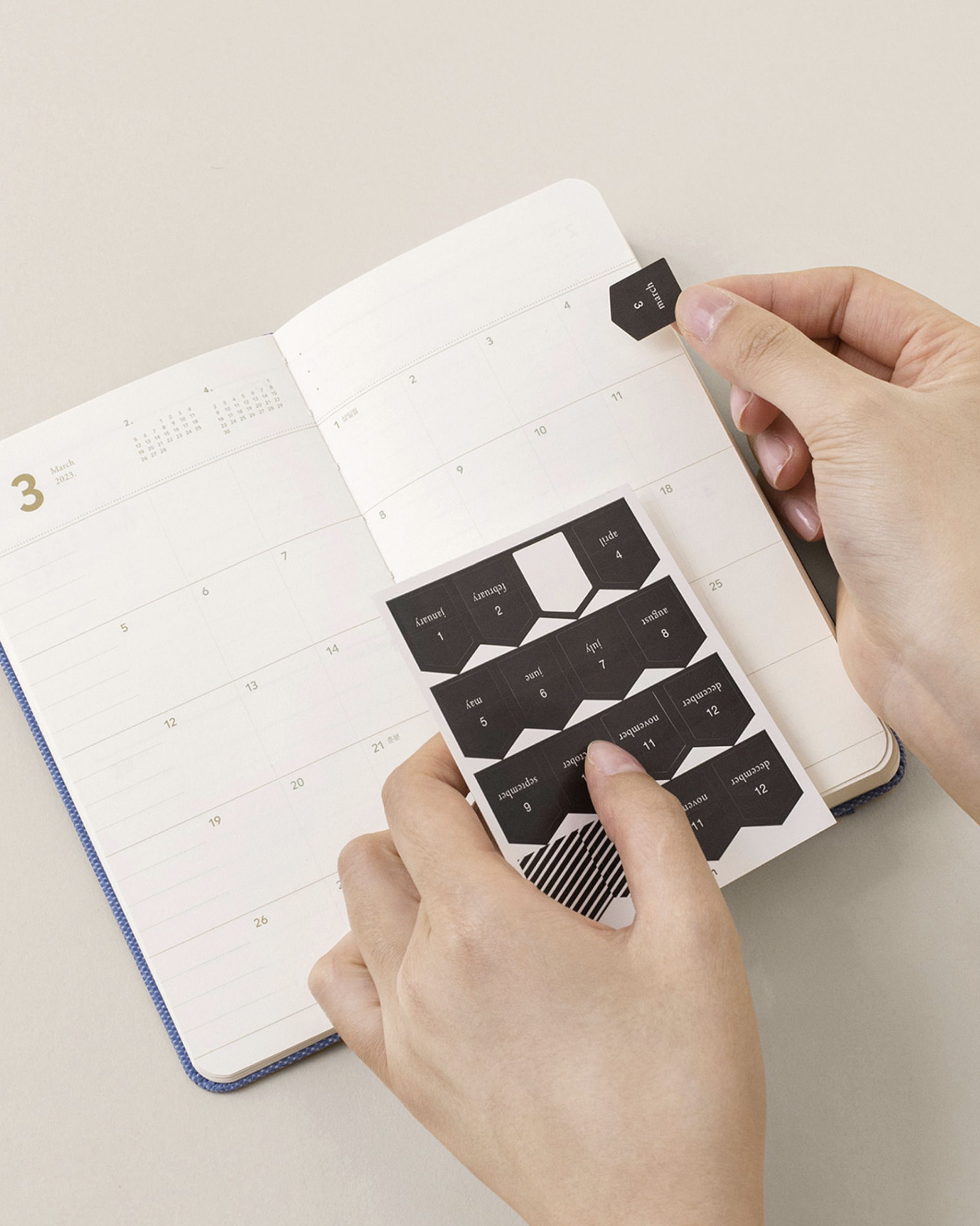 2023 Handy Making Memory Weekly Planner