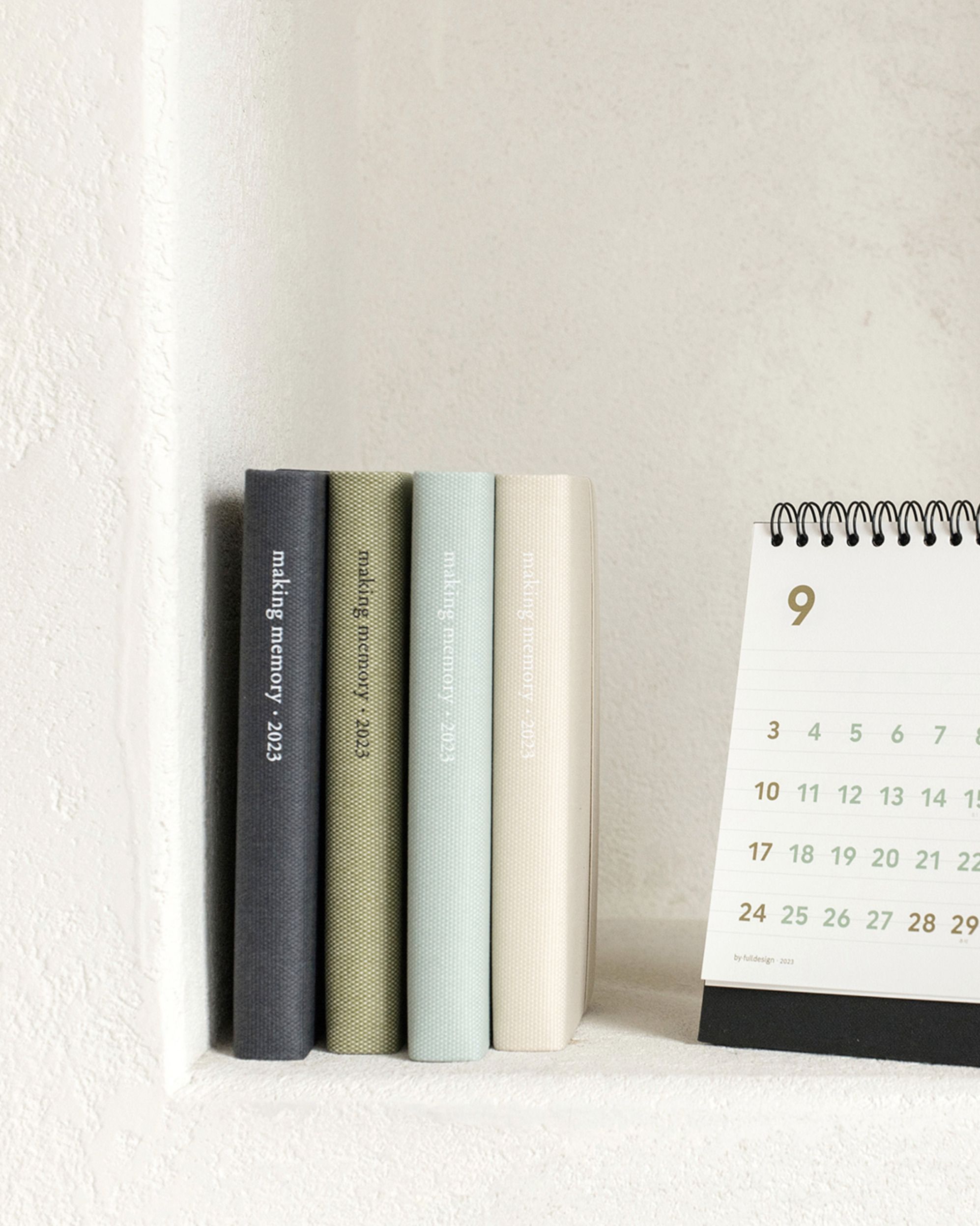 2023 Handy Making Memory Weekly Planner