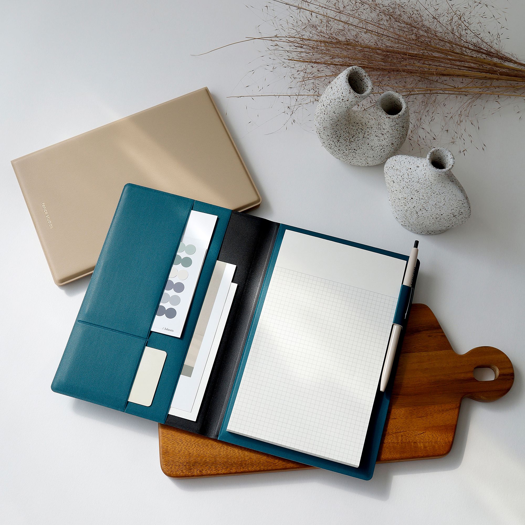 Two Tone A5 Notepad Organizer