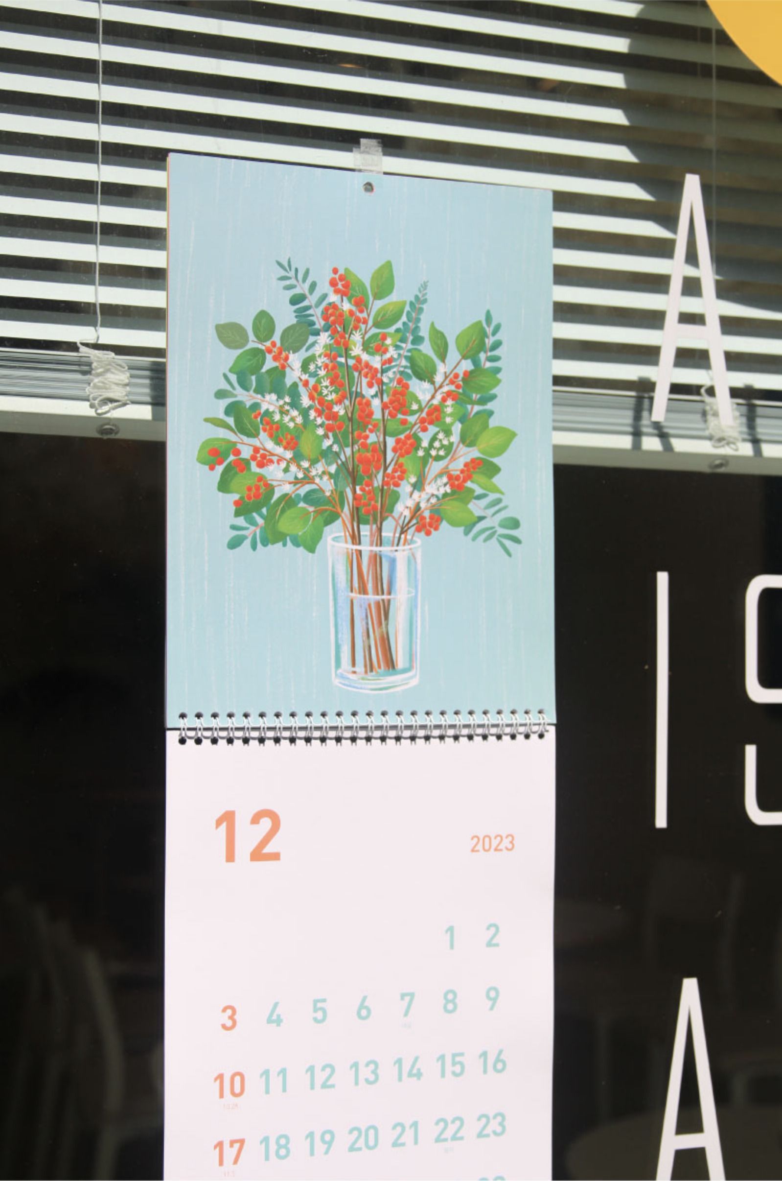 MochiThings 2023 Vintage Flower Wall Calendar