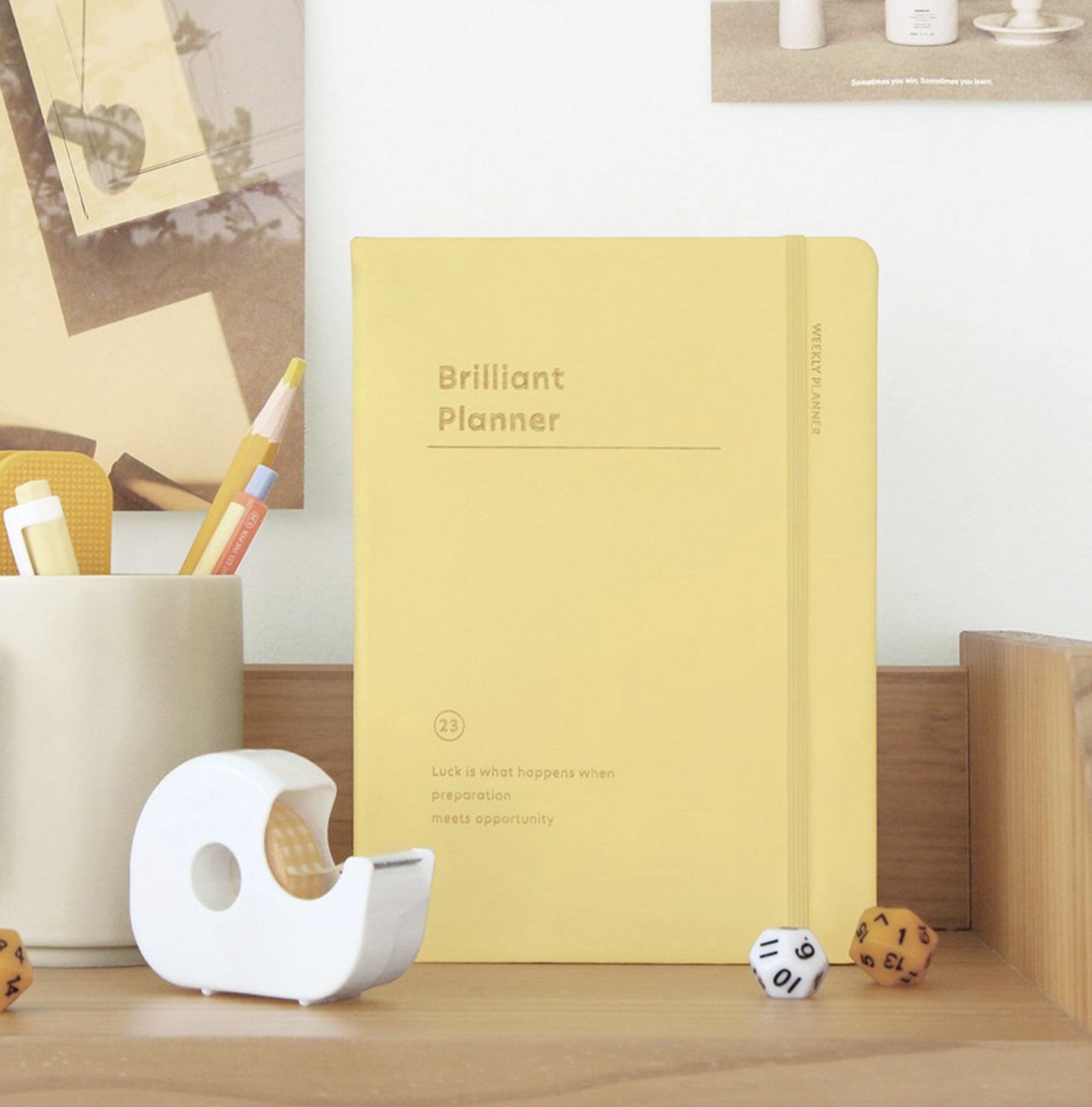 2023 Brilliant Weekly Planner