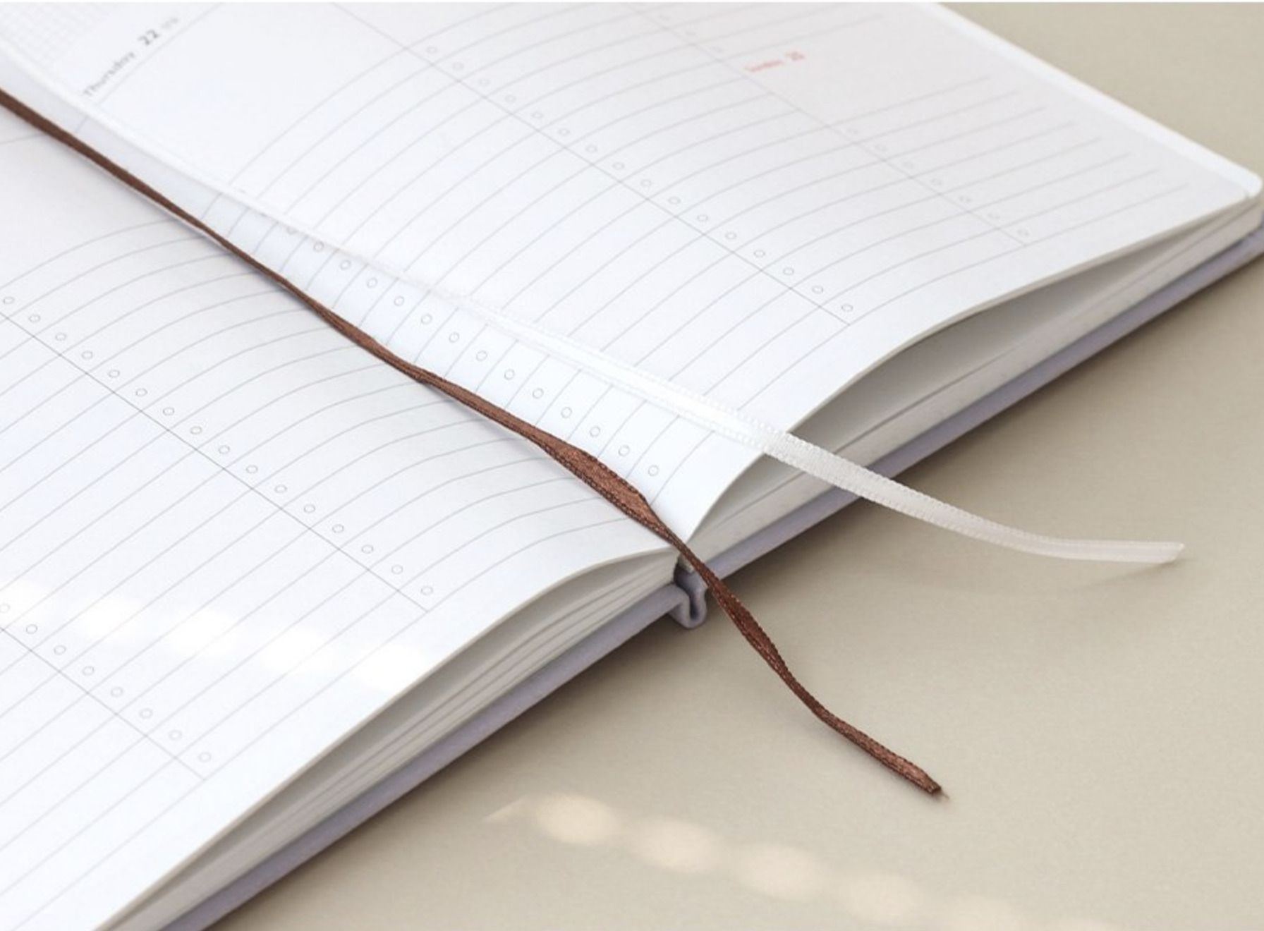 2023 Brilliant Weekly Planner