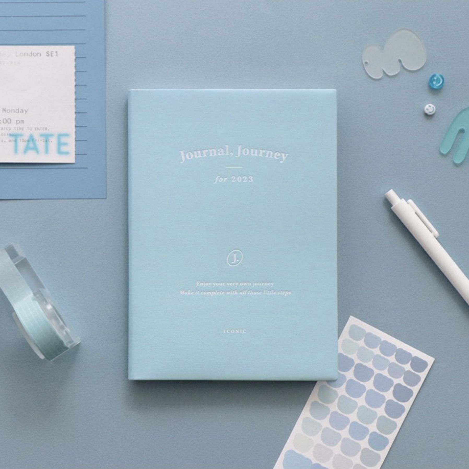 2023 Small Journal J Weekly Planner