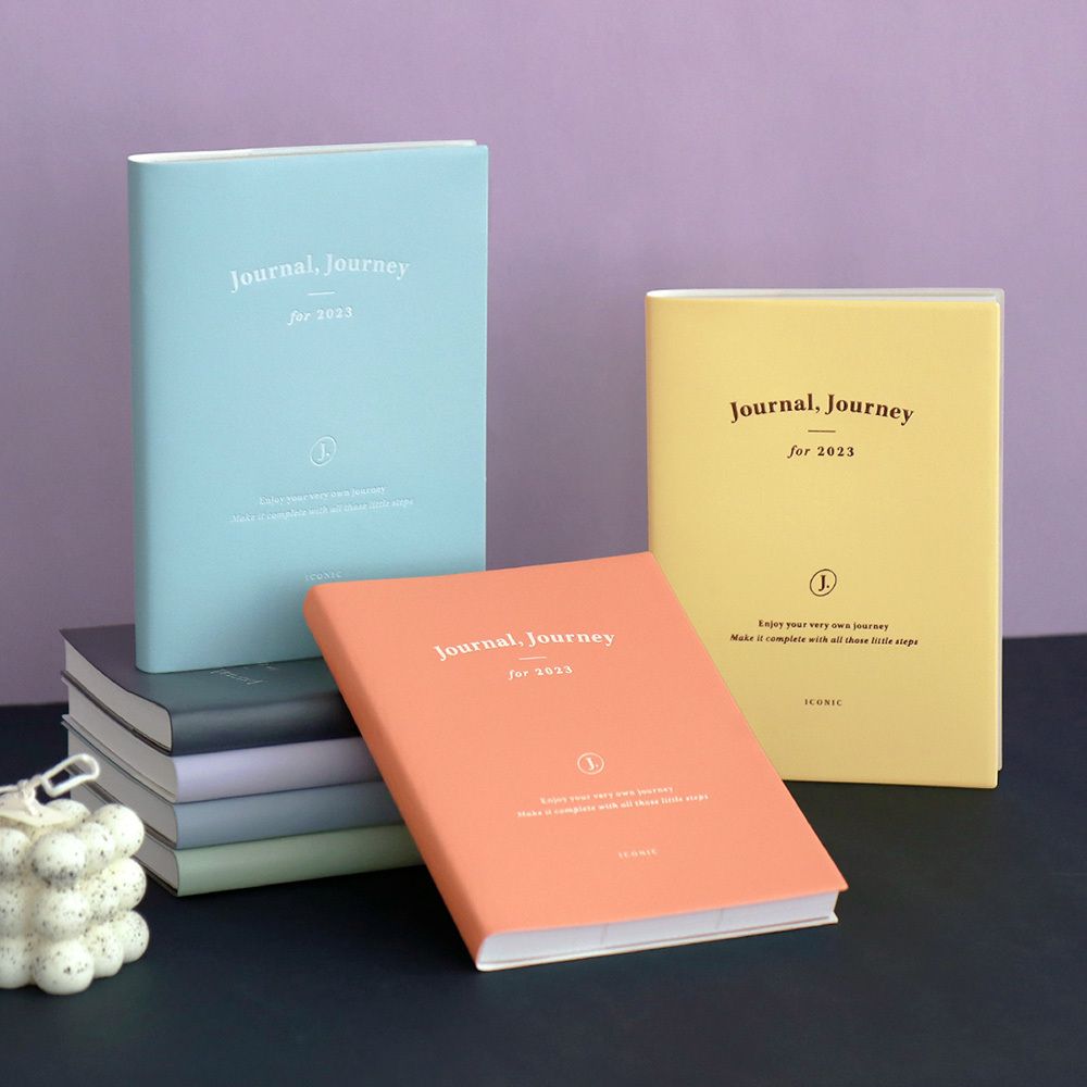 2023 Small Journal J Weekly Planner