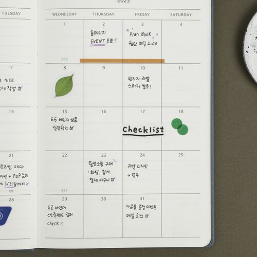 2023 Plan Book L Weekly Planner - Image 22