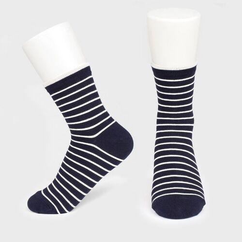 Stripe Pattern Crew Women Socks - Image 2