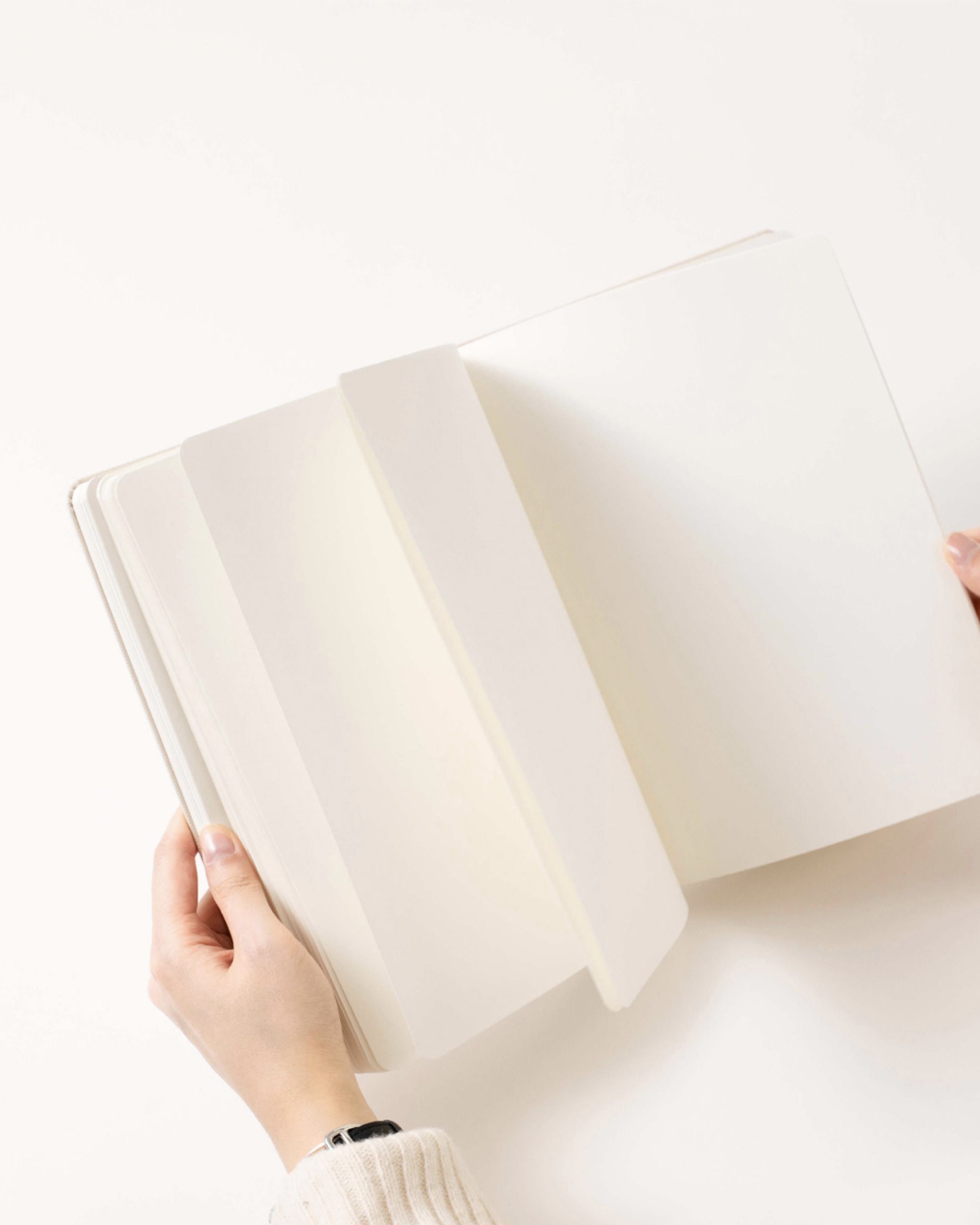 MochiThings Record B5 Hardcover Plain Notebook