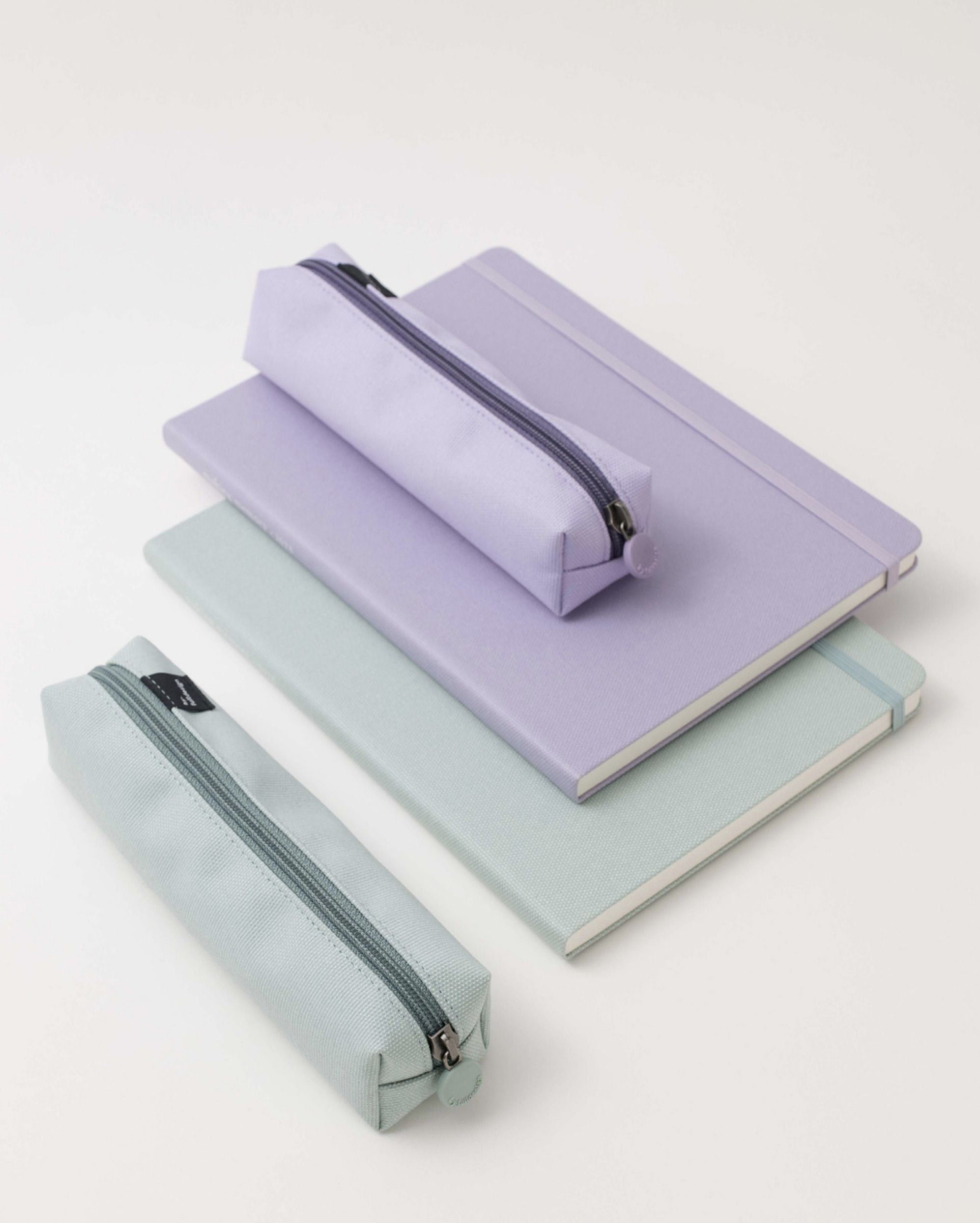 MochiThings Record B5 Hardcover Plain Notebook