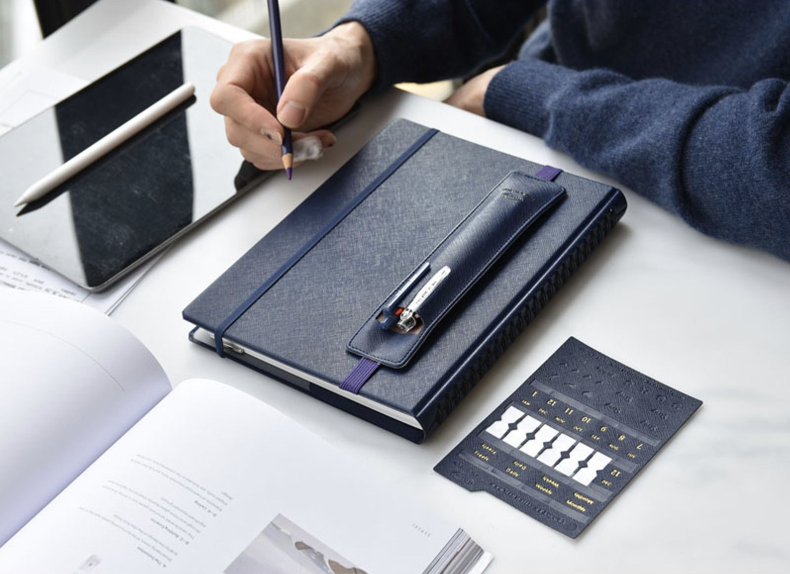 MochiThings: Classy Attachable Pen Holder