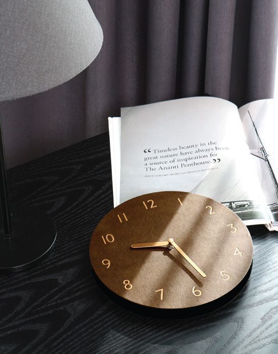 Retro Leather Clock