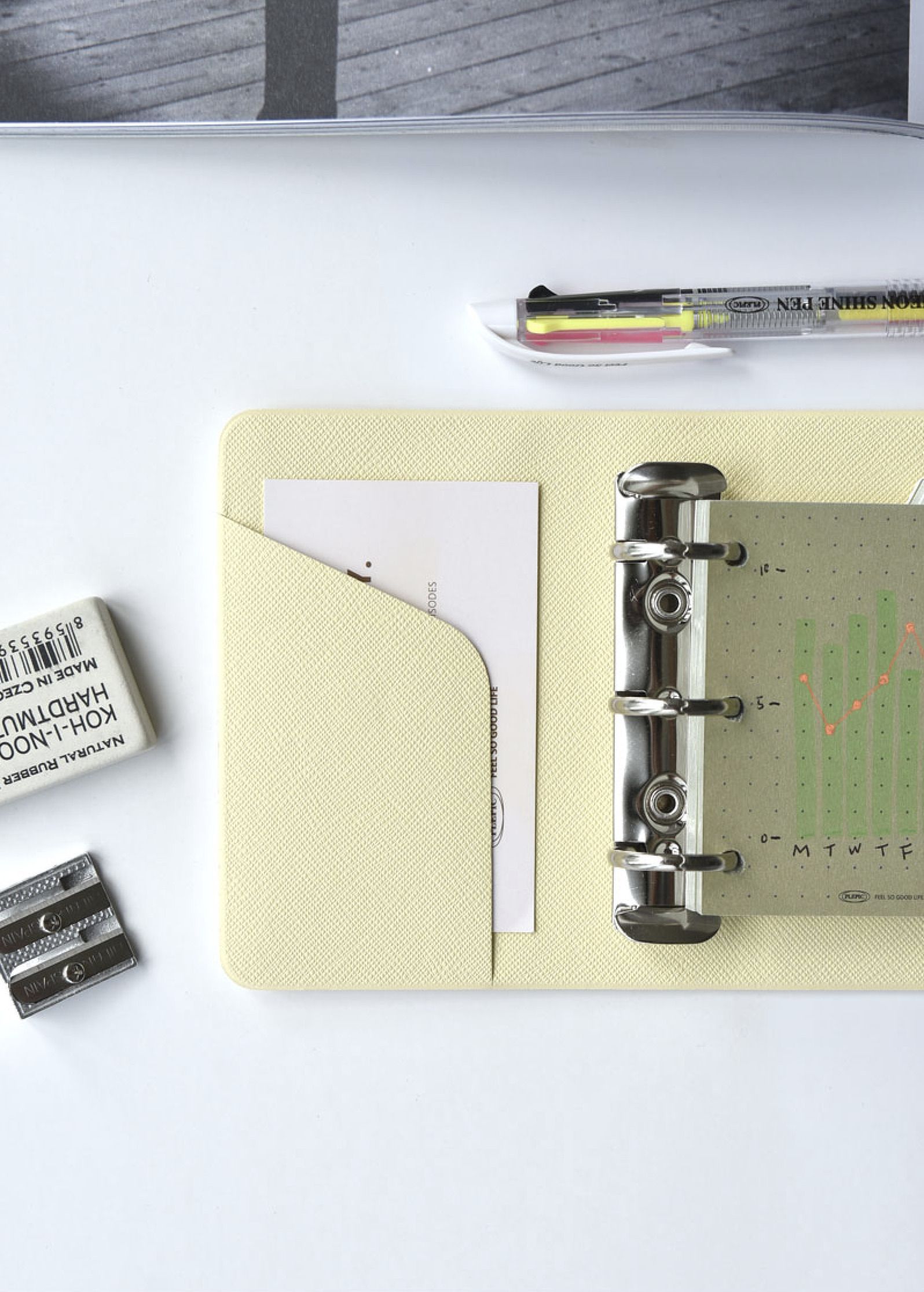 MochiThings Mini Gentle 3 Ring Binder