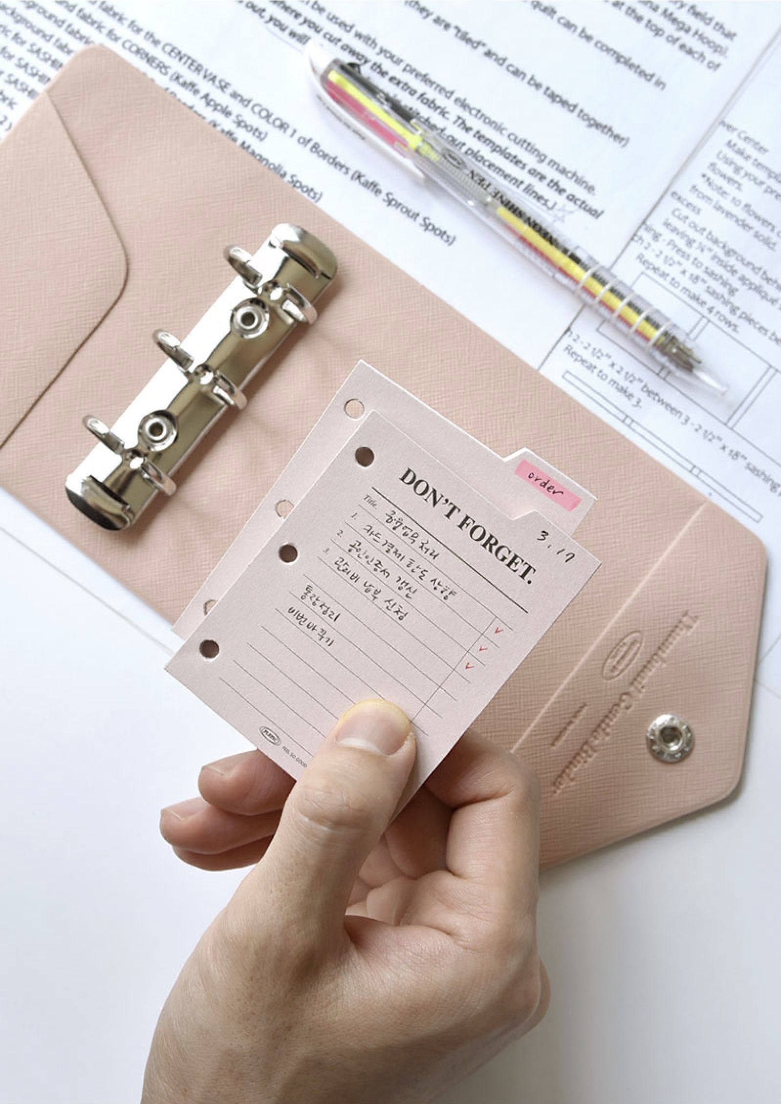 MochiThings Mini Gentle 3 Ring Binder