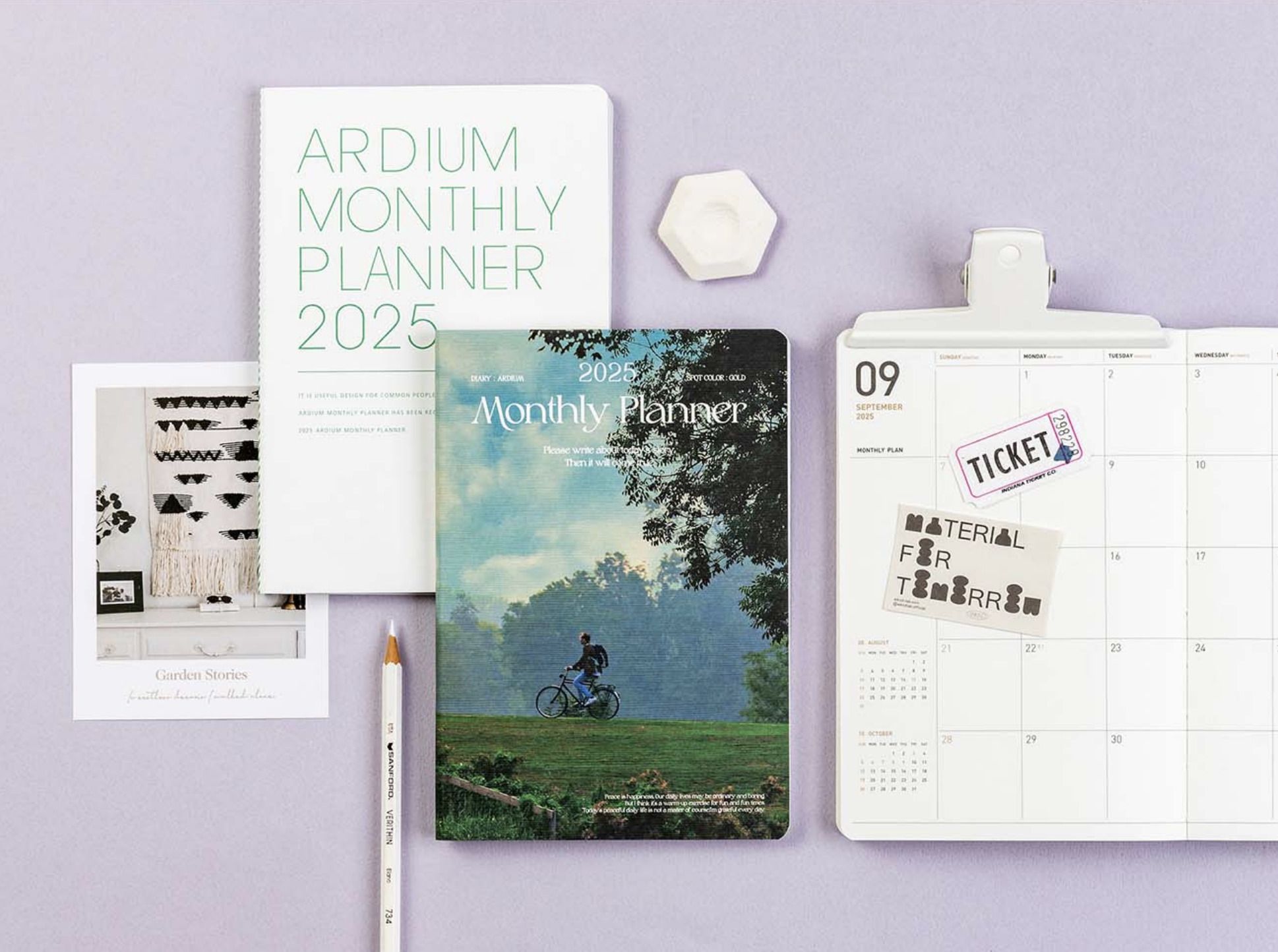 2025 Ardium Monthly Planner