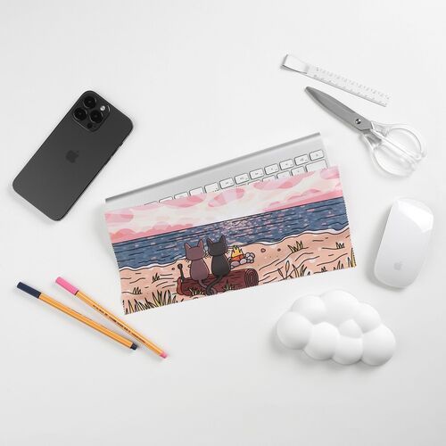 Lana & Tuxedo Cat Long Screen Cloth