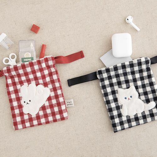 Piyo Drawstring Mini Pouch