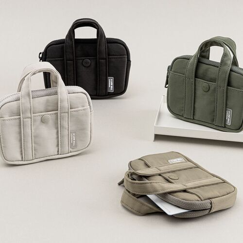 A Low Hill Pocket Card Pouch v7
