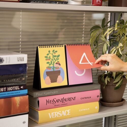 2026 Dual Desk Checklist Calendar - Image 5