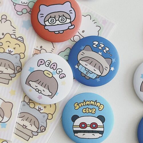 Hodu Girl Button Pin v1 - Image 2