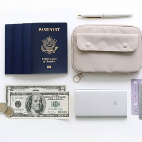 Voyager RFID-Blocking Passport Pouch - Image 9