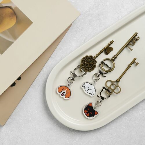 Dog Face Acrylic Key Ring - Image 13