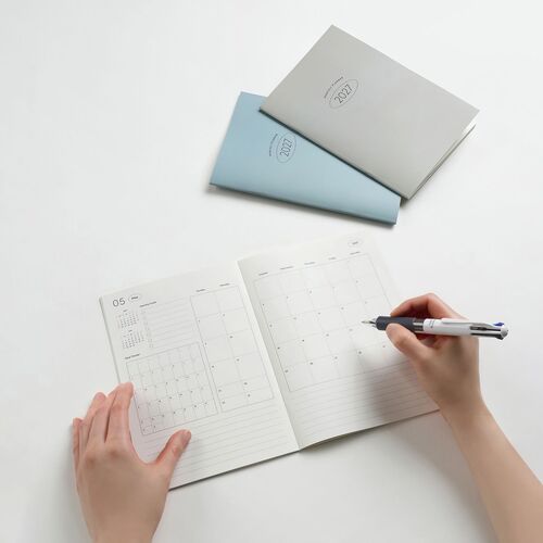 2027 Basic Monthly Planner